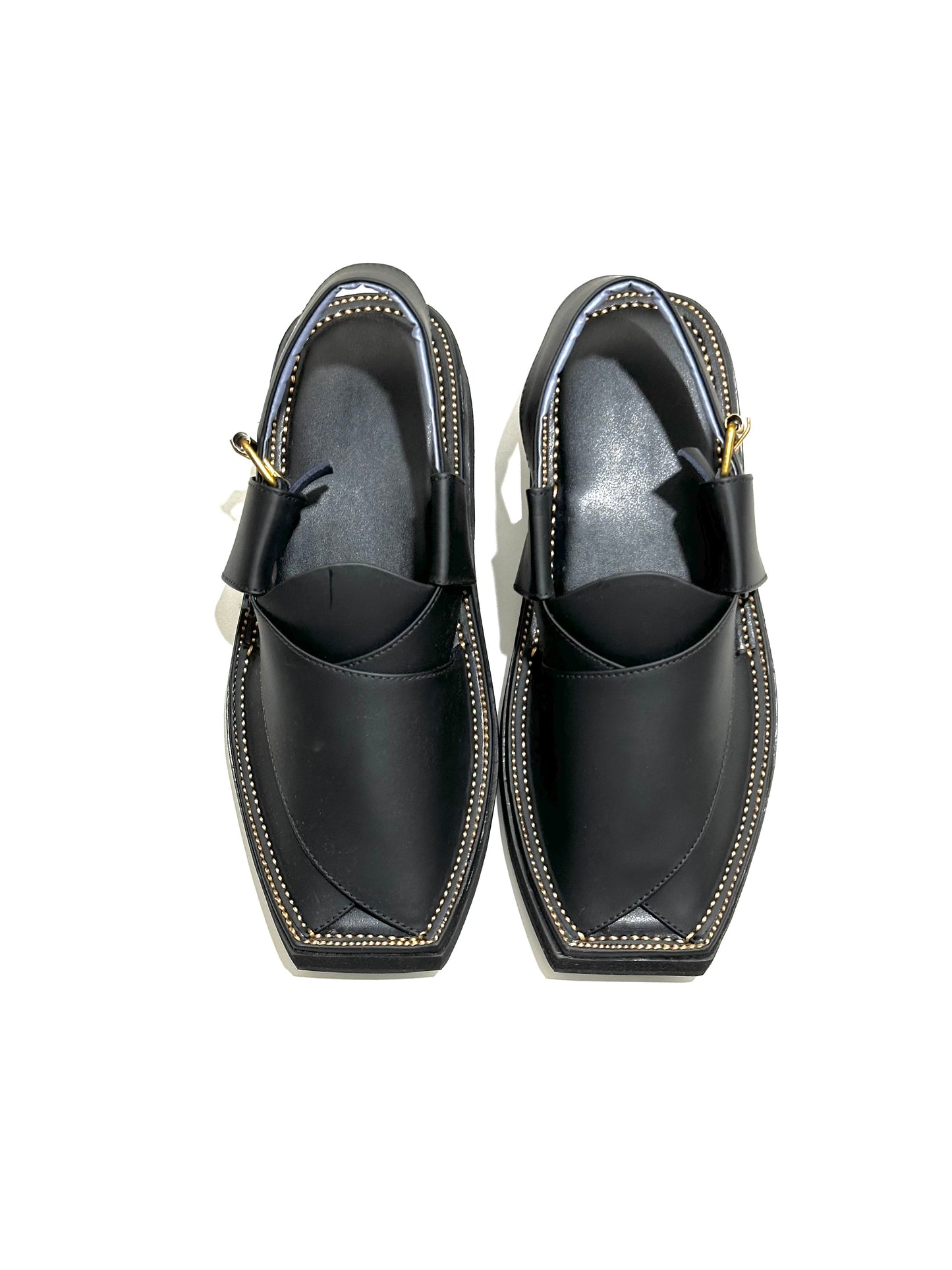 Kaptaan Chappal – Black (Gold Stitch)