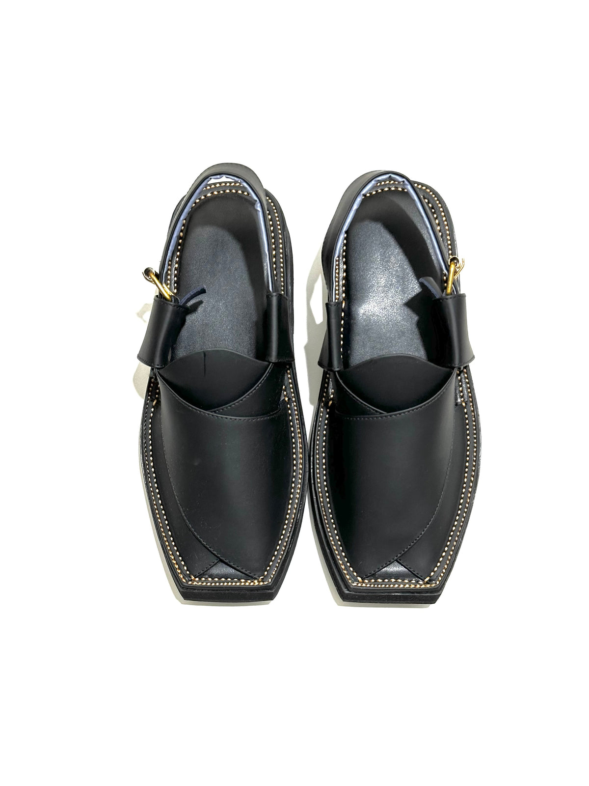 Kaptaan Chappal – Black (Gold Stitch)